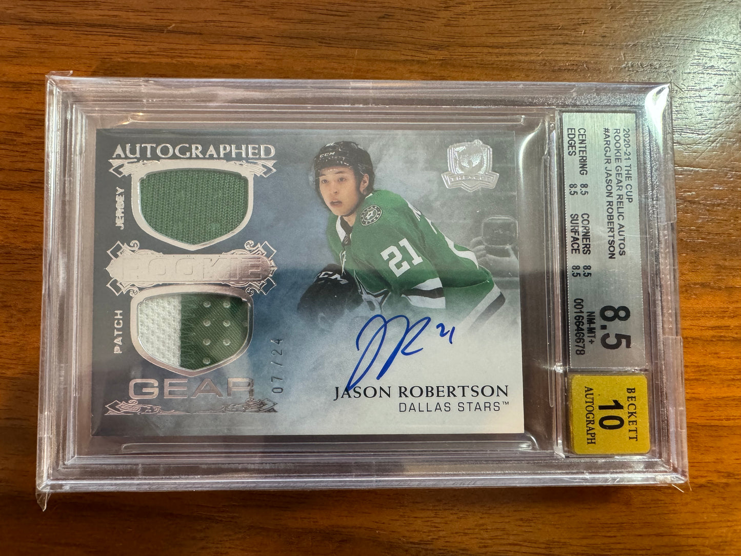 JASON ROBERTSON - 2020 The Cup Autographed Gear Auto Patch Rookie, /24 BGS 8.5