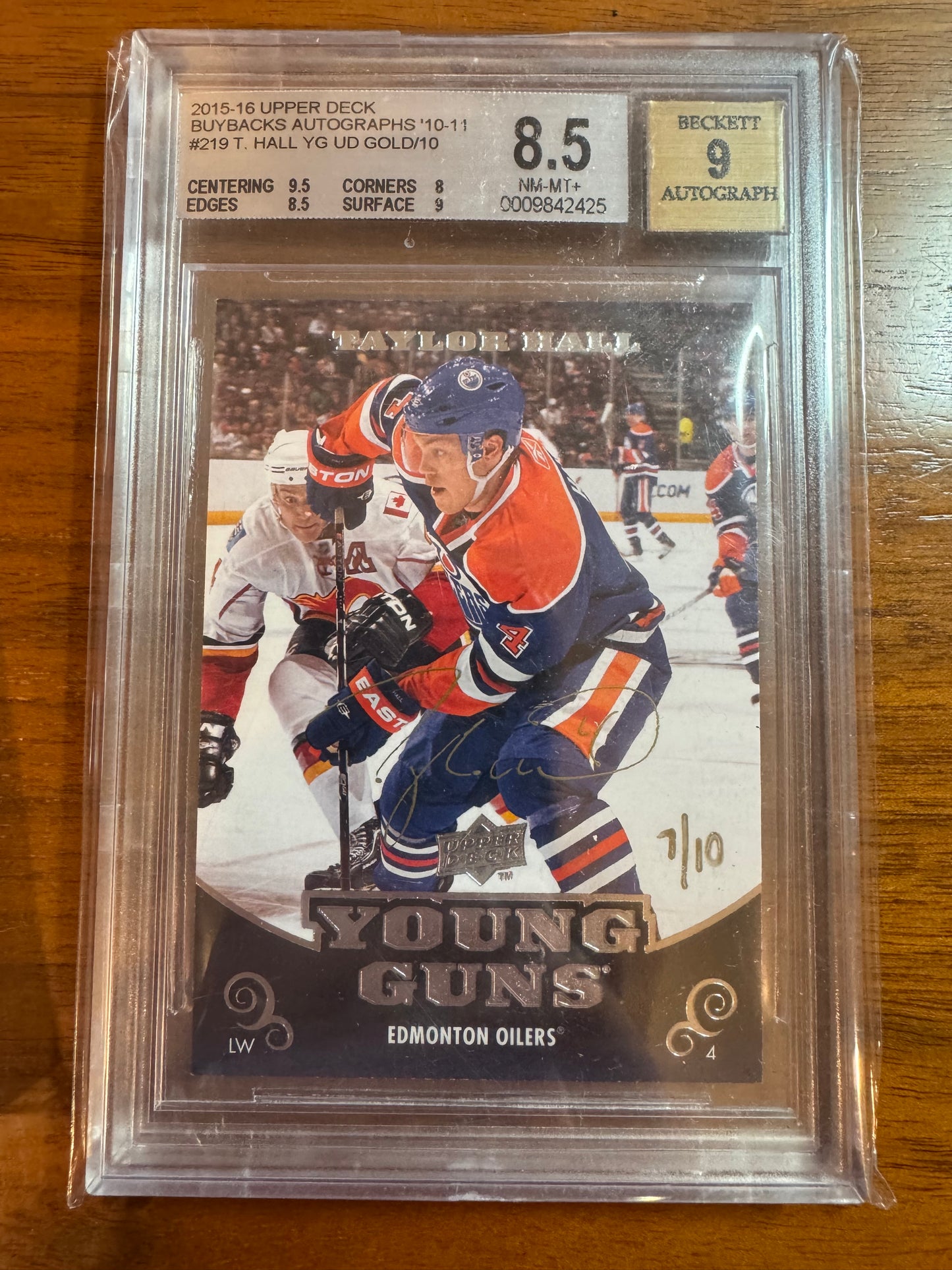 TAYLOR HALL - 2010 Upper Deck Young Guns BUYBACKS Auto #219, /10, BGS 8.5/9