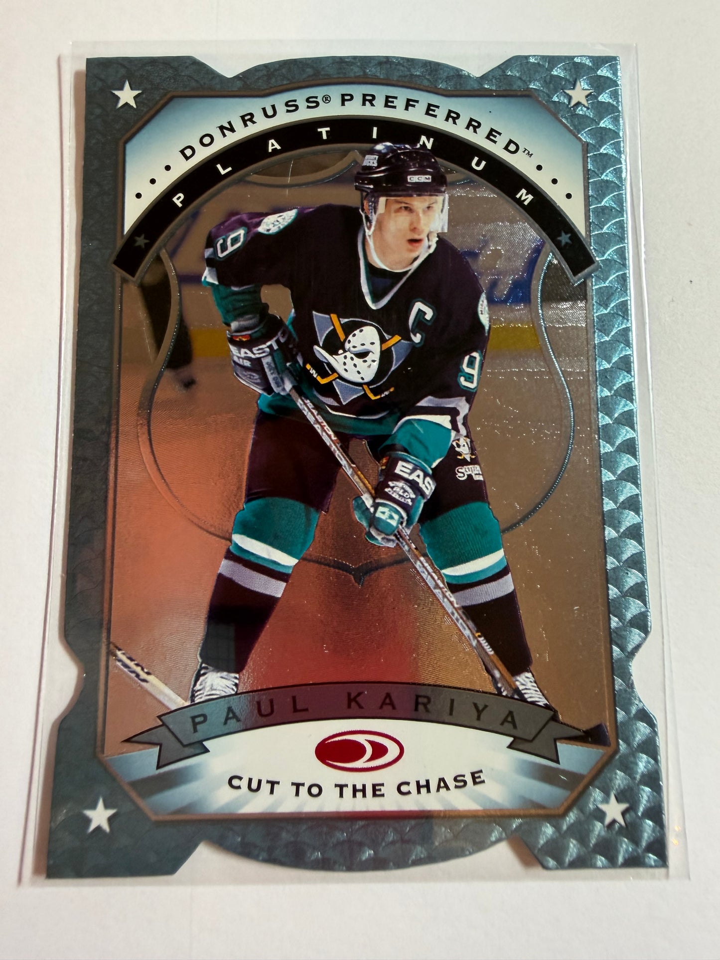 PAUL KARIYA - 1997 Donruss Preferred Cut to the Chase Platinum Die Cut #10