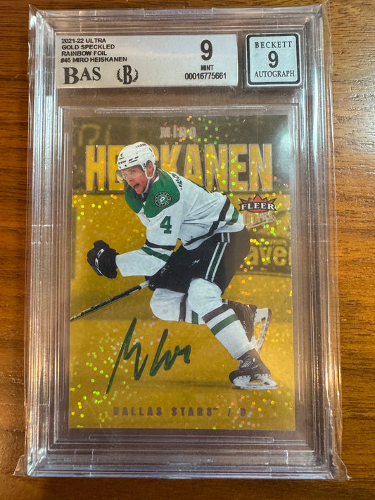 MIRO HEISKANEN - 2021 Fleer Ultra GOLD RAINBOW FOIL IP Auto #45, BGS 9/9