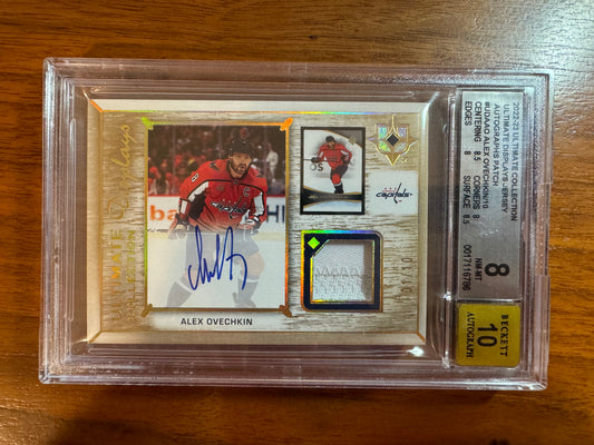 ALEX OVECHKIN - 2022 Ultimate Collection Displays Auto Patch #UDA-AO, /10, BGS 8