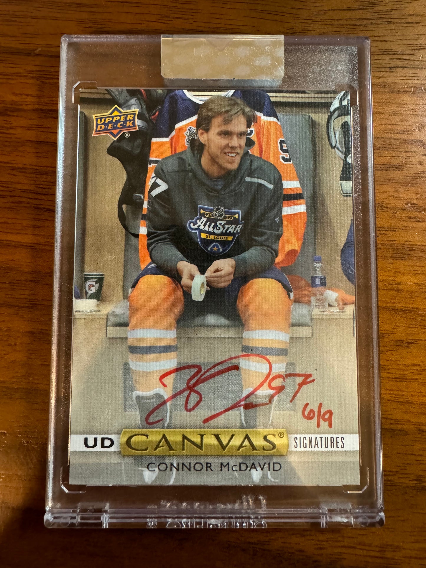 CONNOR MCDAVID - 2019 Upper Deck Clear Cut Auto #CS-CM, /9