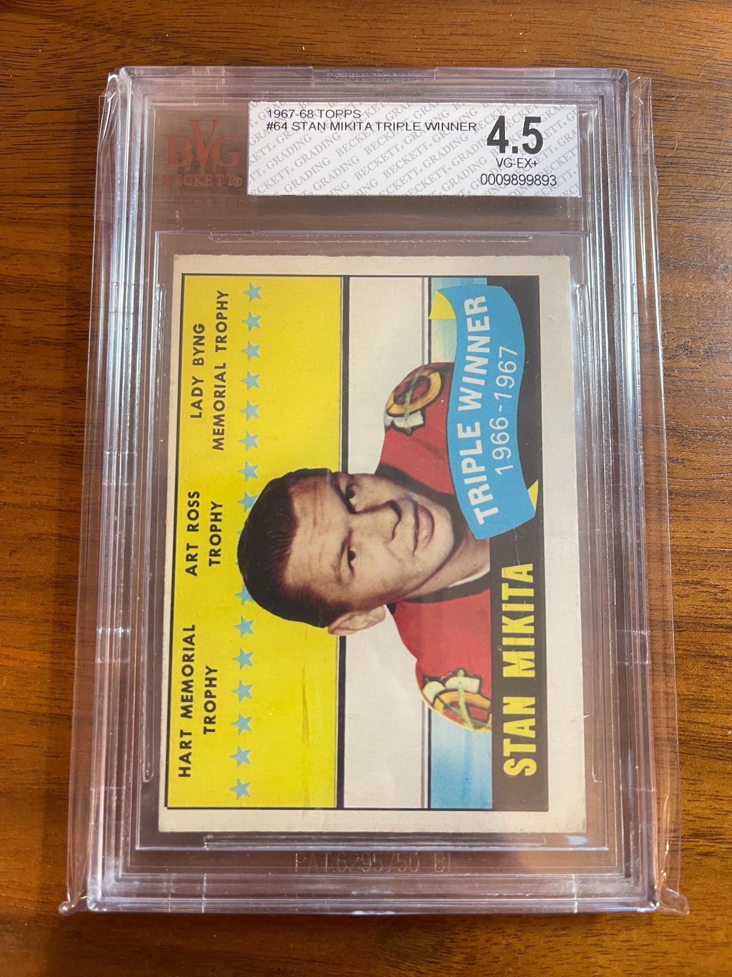 STAN MIKITA - 1967 Topps Triple Winner #64, BVG 4.5