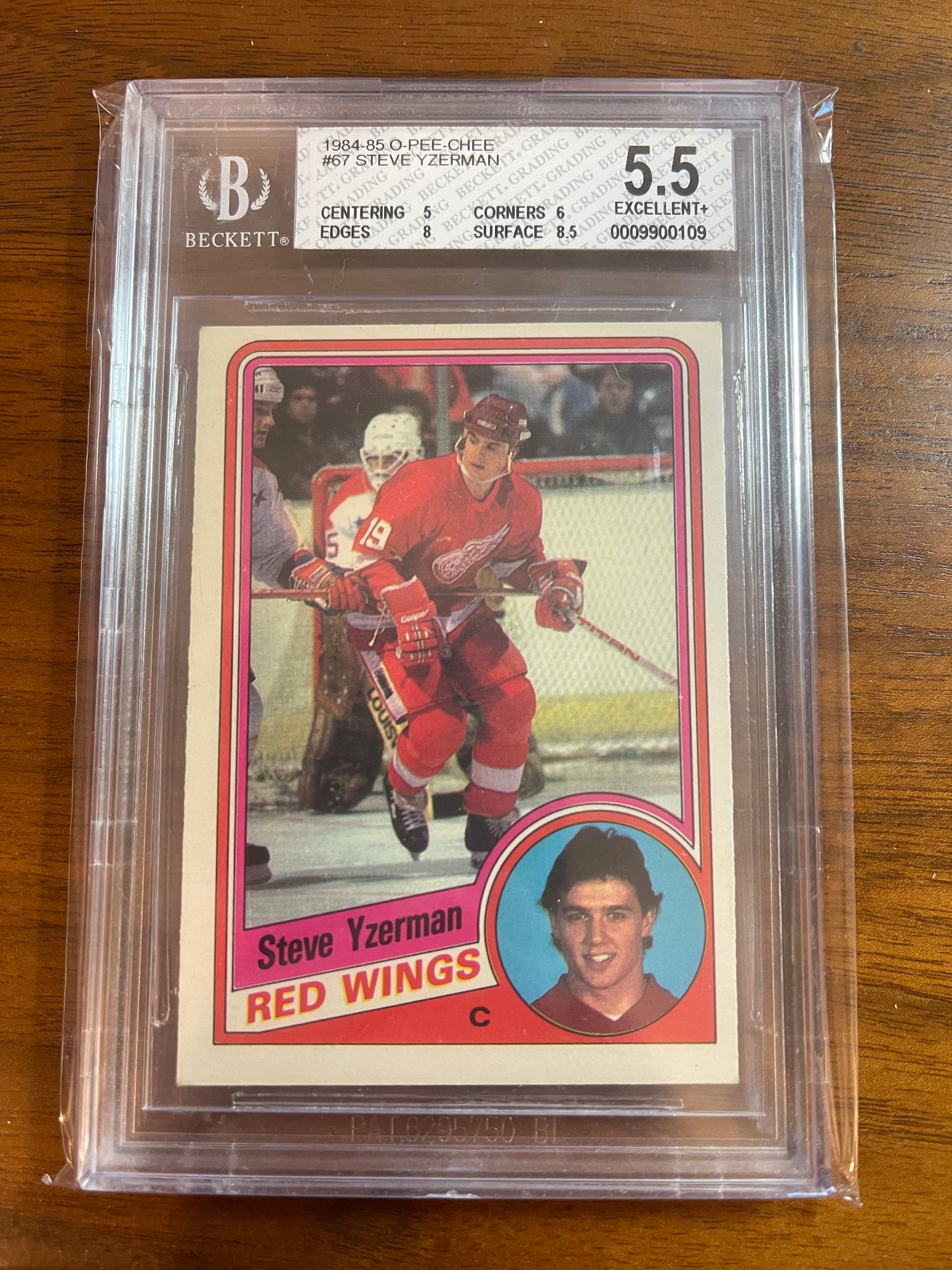 STEVE YZERMAN - 1984 O-Pee-Chee Rookie #67, BGS 5.5