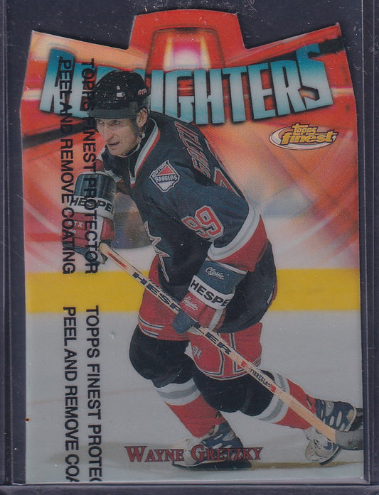 WAYNE GRETZKY - 1998 Topps Finest Red Lighters Die Cut REFRACTOR #R9