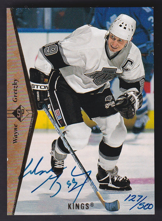 WAYNE GRETZKY - 1994 Upper Deck SP Blue Auto #54, /500