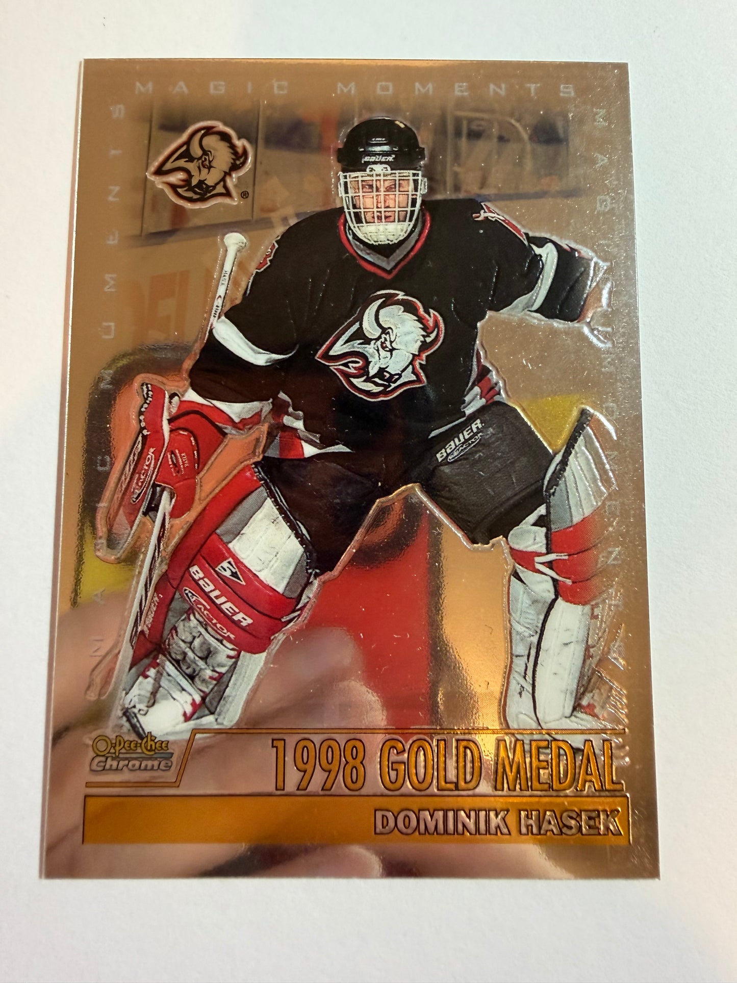 DOMINIK HASEK - 1999 O-Pee-Chee Chrome Magic Moments #279