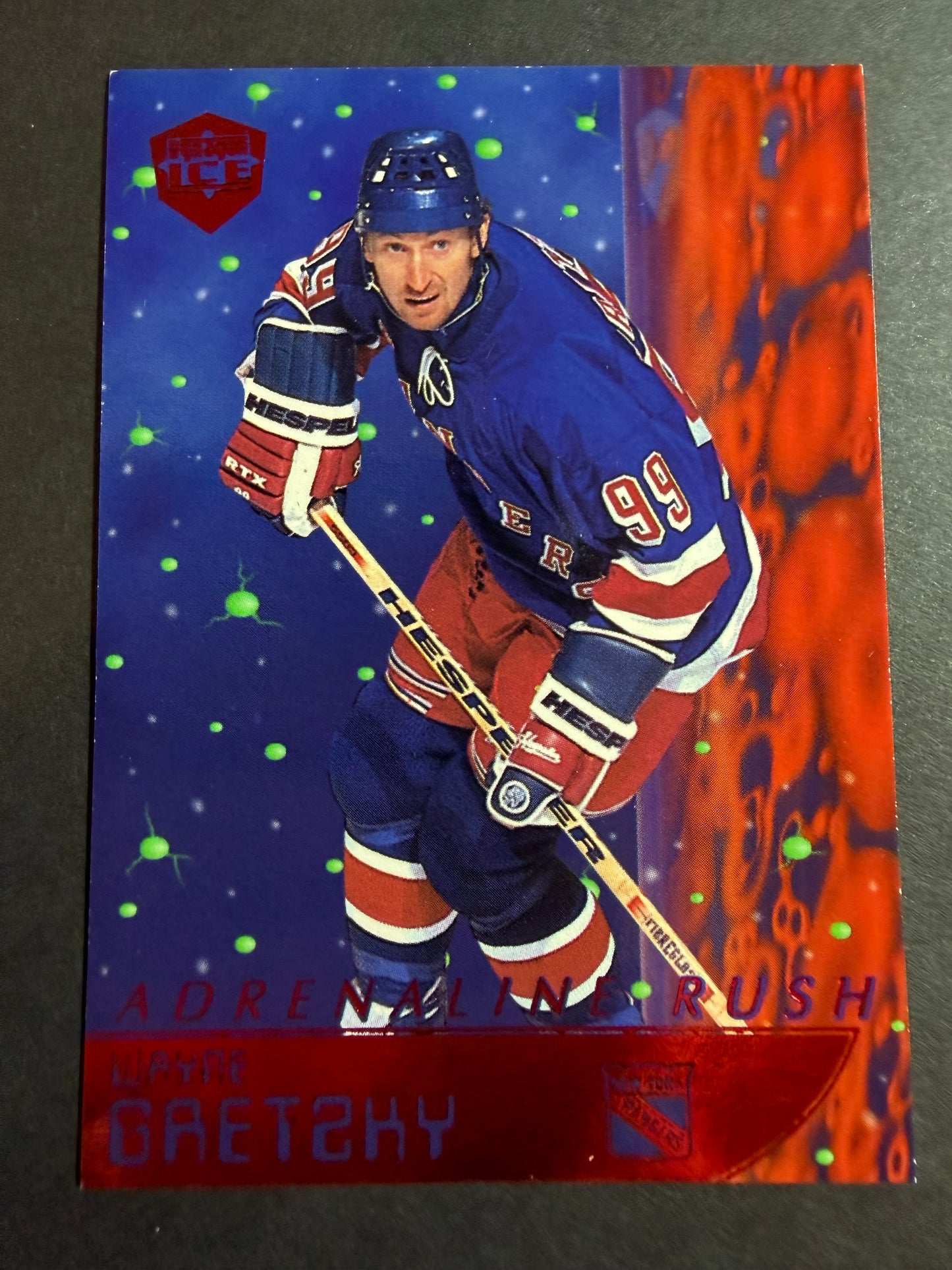 WAYNE GRETZKY - 1998 Pacific Dynagon Ice Adrenaline Rush RED #8, Print Run 79