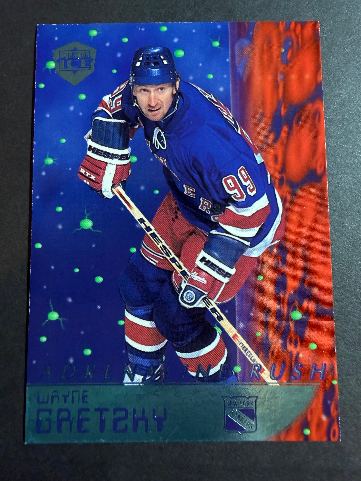 WAYNE GRETZKY - 1998 Pacific Dynagon Ice Adrenaline Rush ICE BLUE, Print Run 10