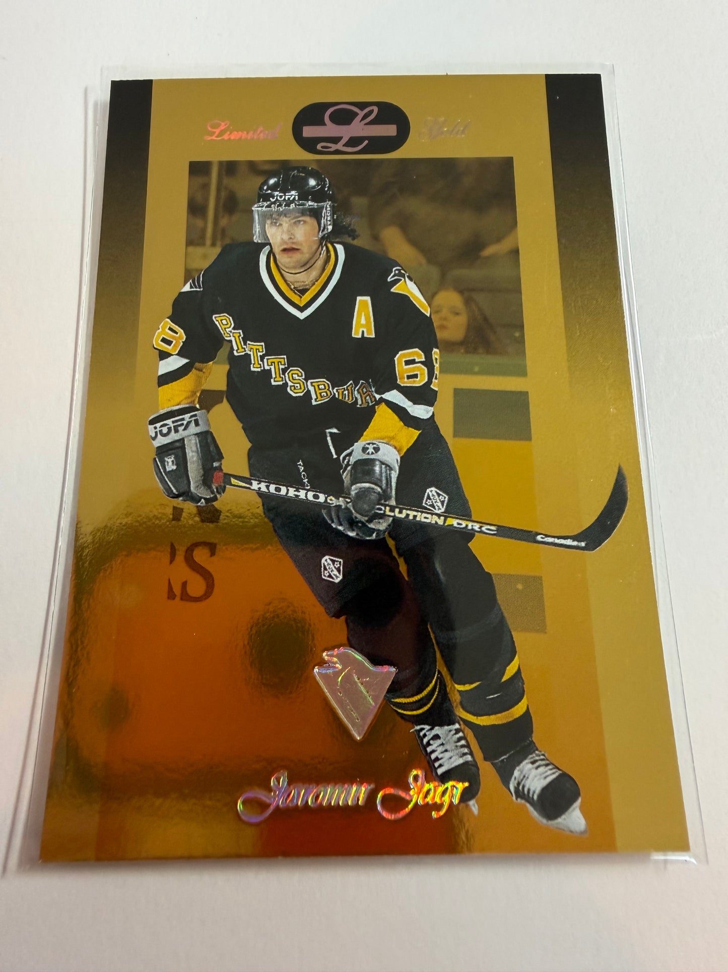 JAROMIR JAGR - 1996 Donruss Leaf Limited Gold #11
