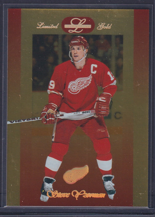 STEVE YZERMAN - 1996 Donruss Leaf Limited Gold #40