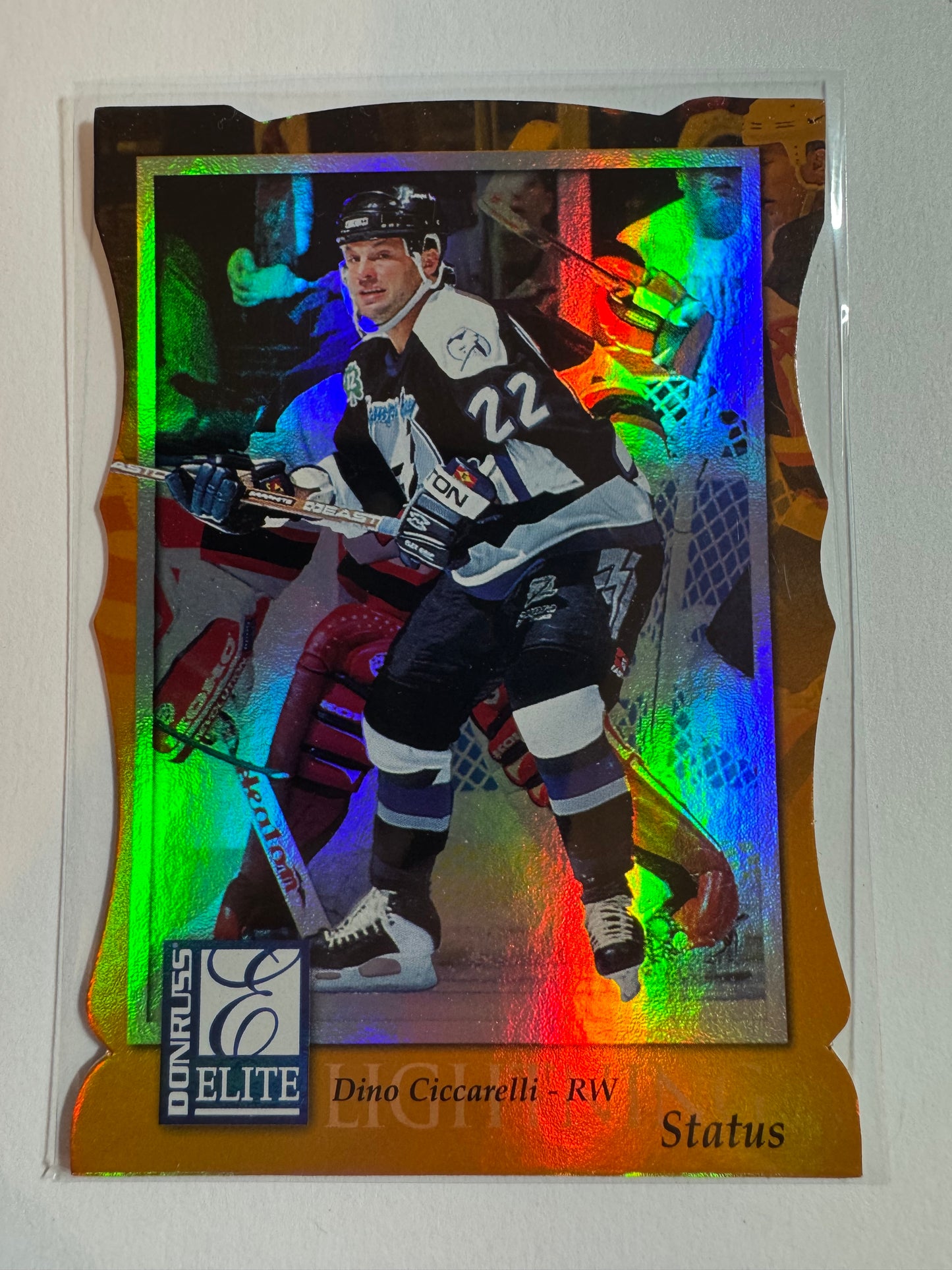 DINO CICCARELLI - 1997 Donruss Elite Status Die Cut #43, xxx/100