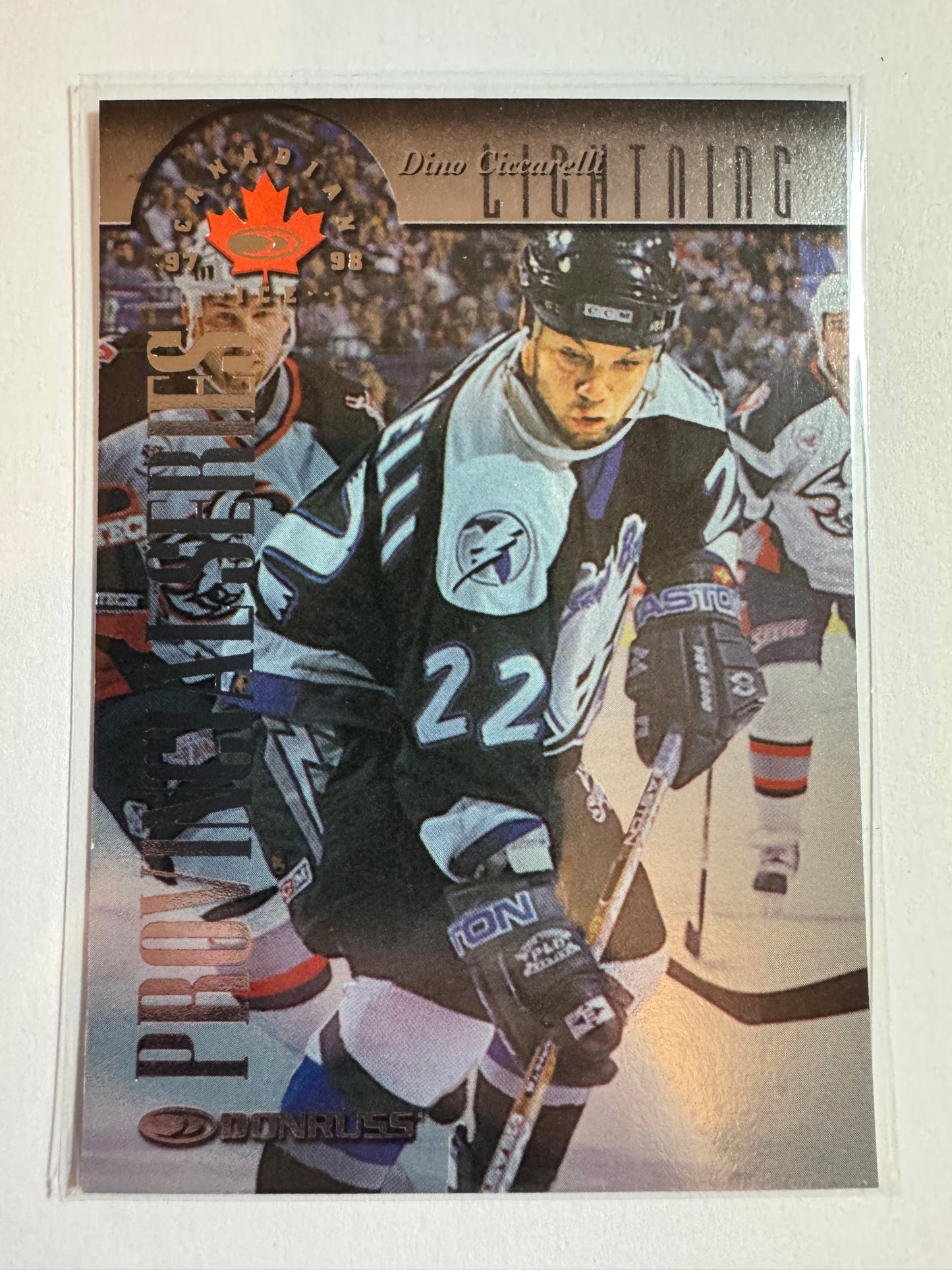 DINO CICCARELLI - 1997 1997 Donruss Canadian Ice Provincial Series #77, xxx/750