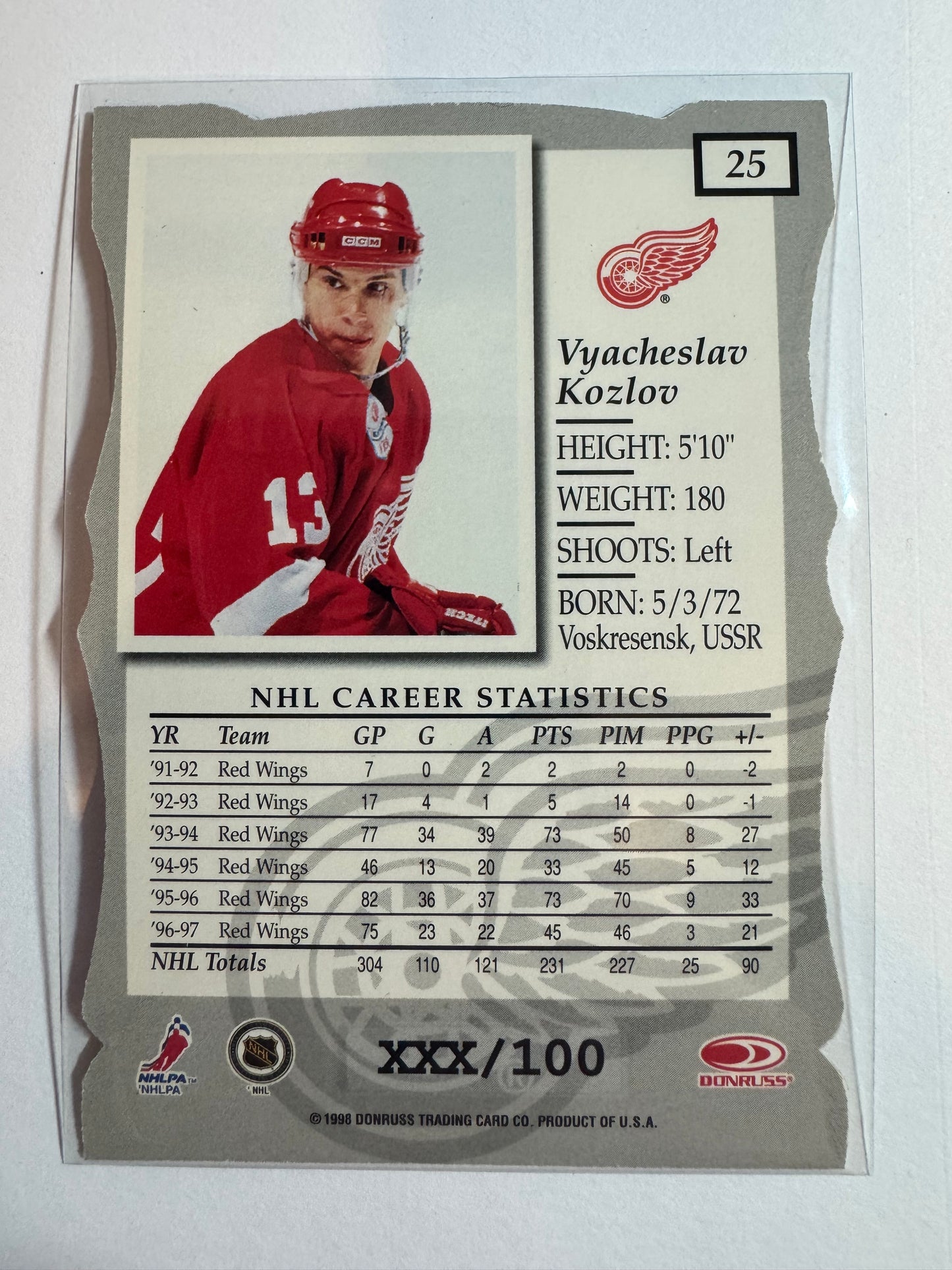 VYACHESLAV KOZLOV - 1997 Donruss Elite Status Die Cut #25, xxx/100