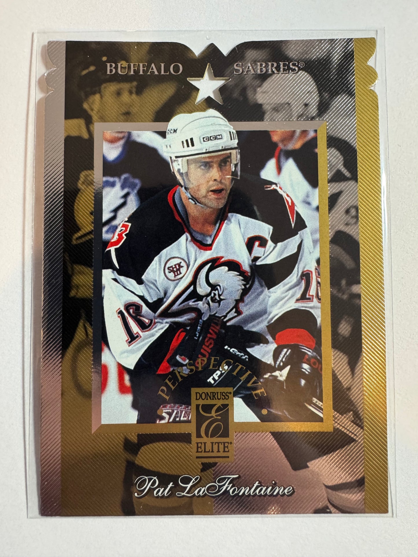PAT LAFONTAINE - 1996 Donruss Elite Perspective Die Cut #10, xxx/500