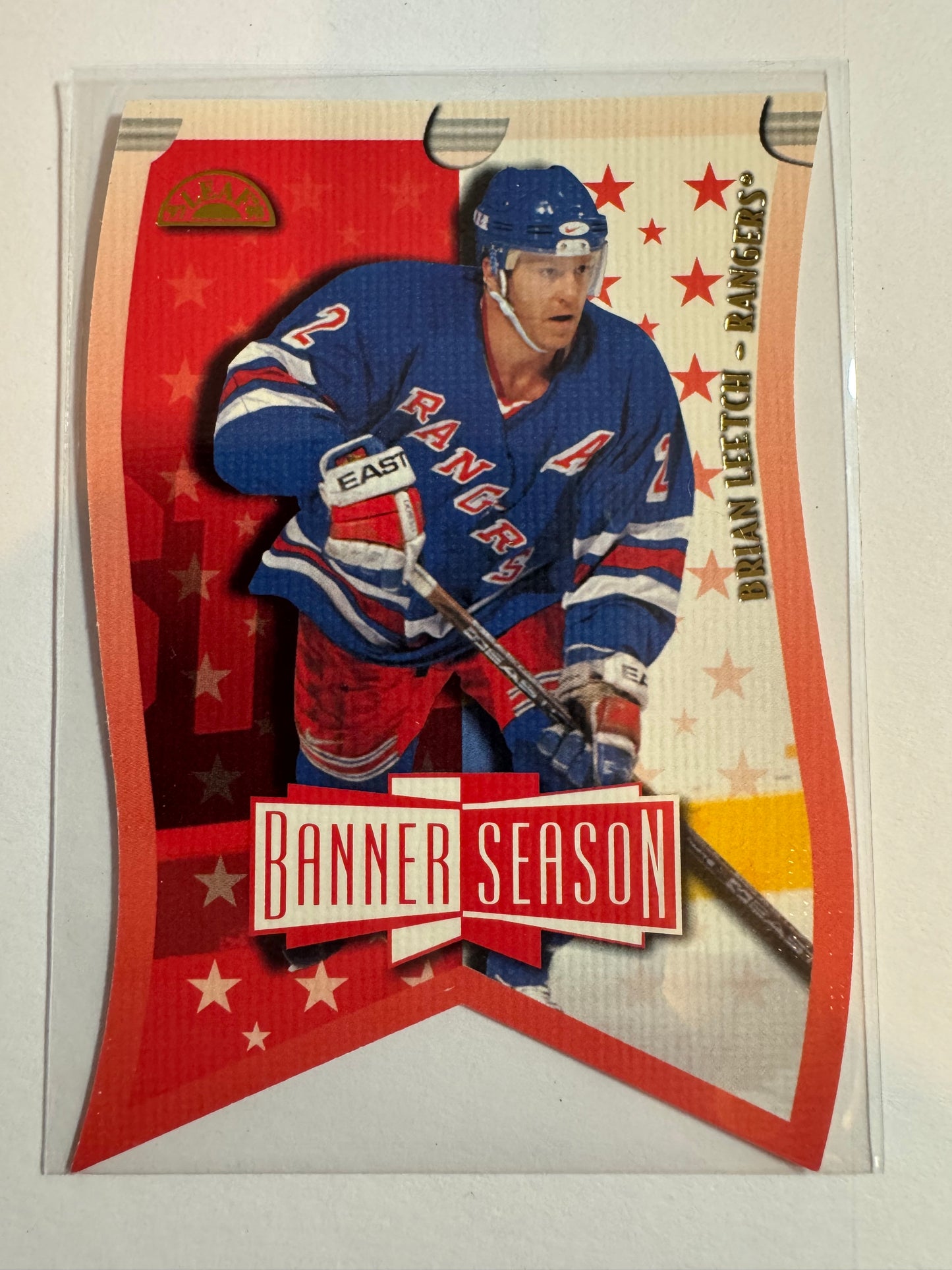 BRIAN LEETCH - 1997 Donruss Leaf Banner Season Die Cut #17, xxxx/3500