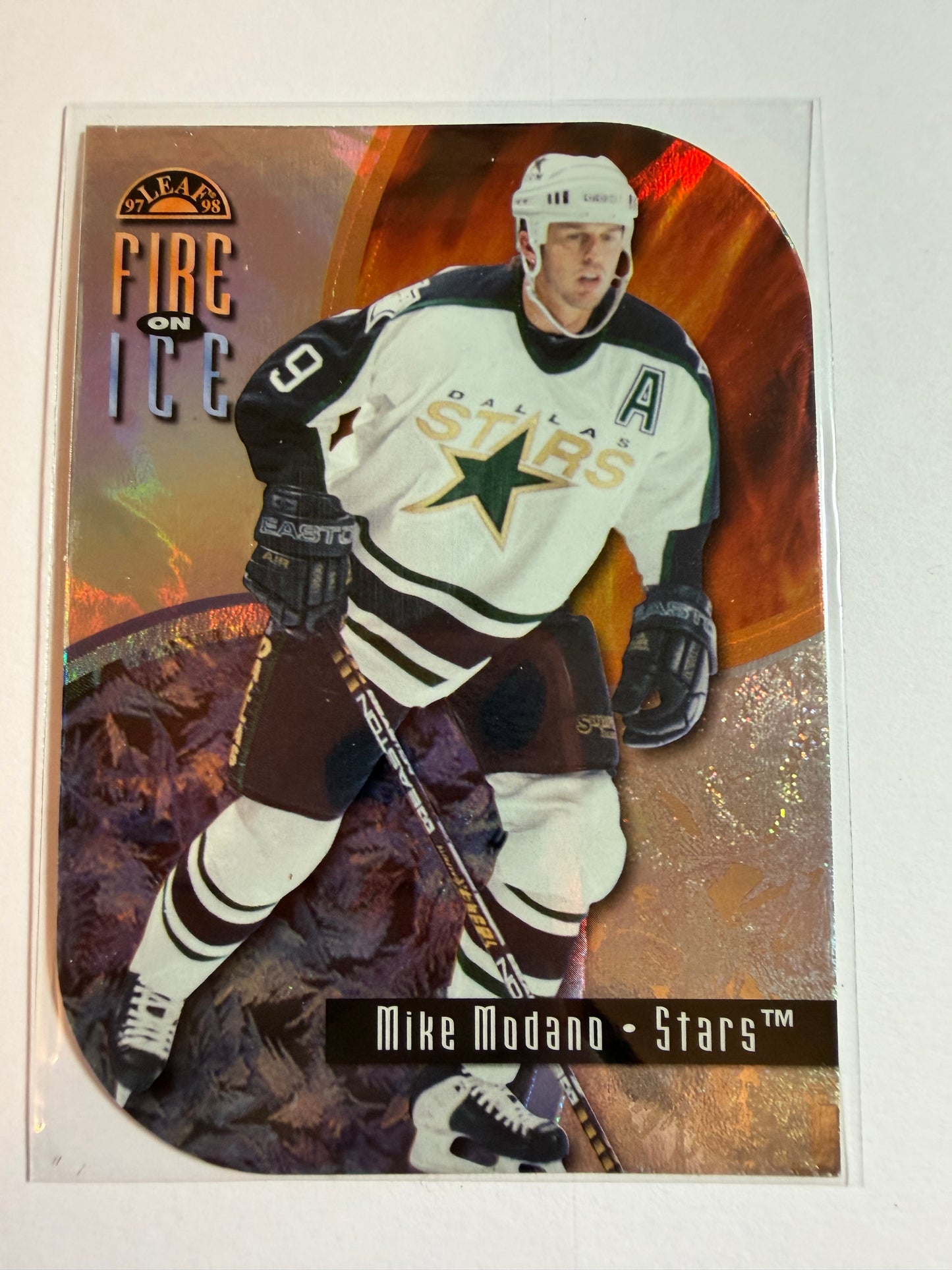 MIKE MODANO - 1997 Donruss Leaf Fire on Ice #6, xxxx/1000