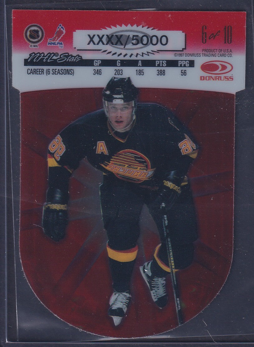PAVEL BURE - 1997 Donruss Red Alert Clear Cut Die Cut #6, xxxx/5000